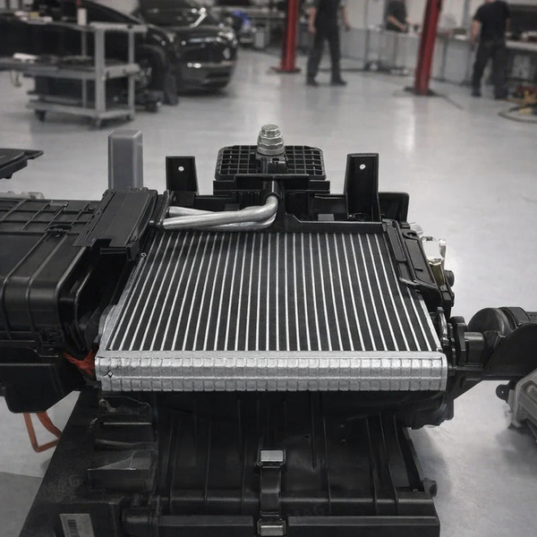 Tesla Model S A/C Evaporator Core Replacement For 2012–2019 HVAC Cooling Unit