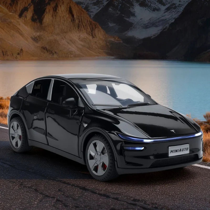 1:32 Alloy Car Model with Sound and Light Diecast for Tesla Model Y Juniper Main image