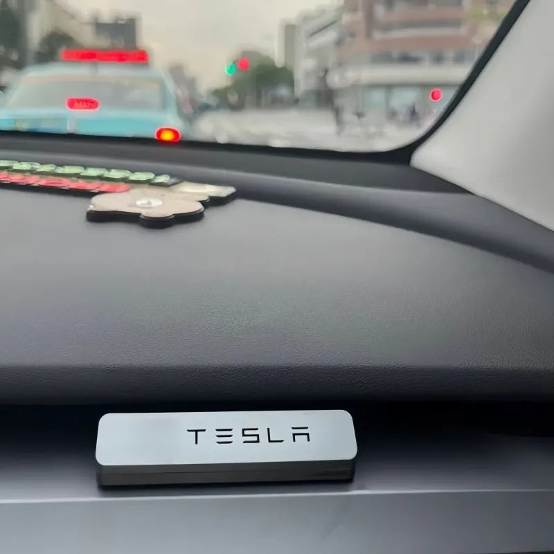 Dashboard Air Vent Aroma Diffuser for Tesla Model 3 Highland/Model Y Juniper Main image