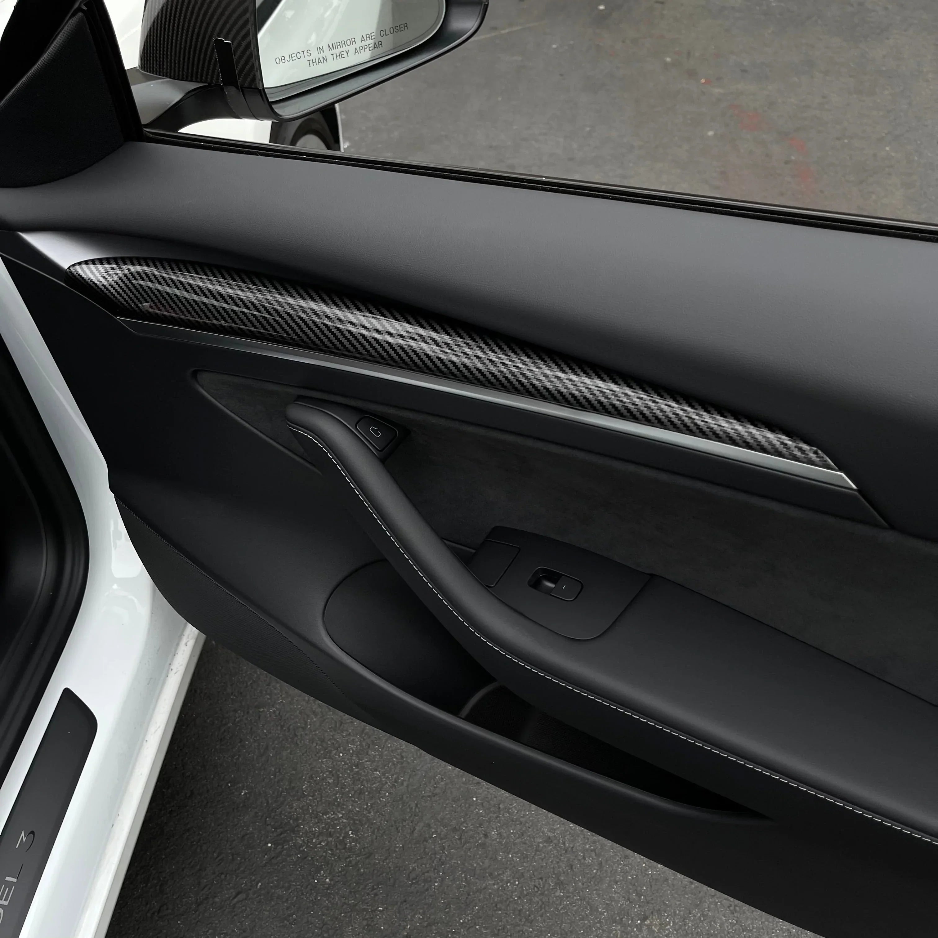 Door Trim for Tesla Model 3/Y - Real Molded Carbon Fiber Main image