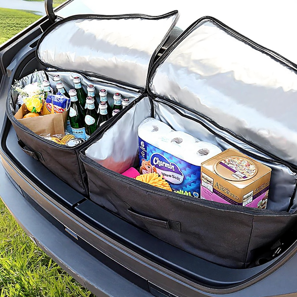 Storage Bag for the Front Trunk of a Tesla Cybertruck