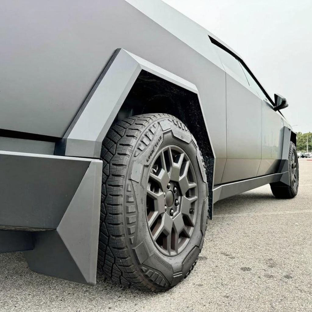 Tesla Cybertruck Mudflaps No Drilling Mud Guard