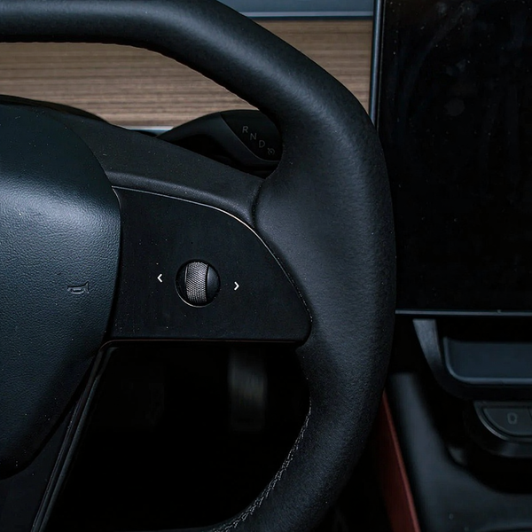 Tesla Model 3/Y Steering Wheel is Inspired by Cybertruck Style
