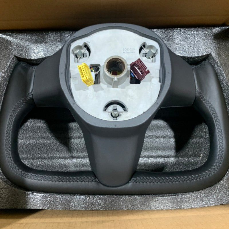 Yoke carbon steering wheel for Tesla Model 3/Y Secondary image