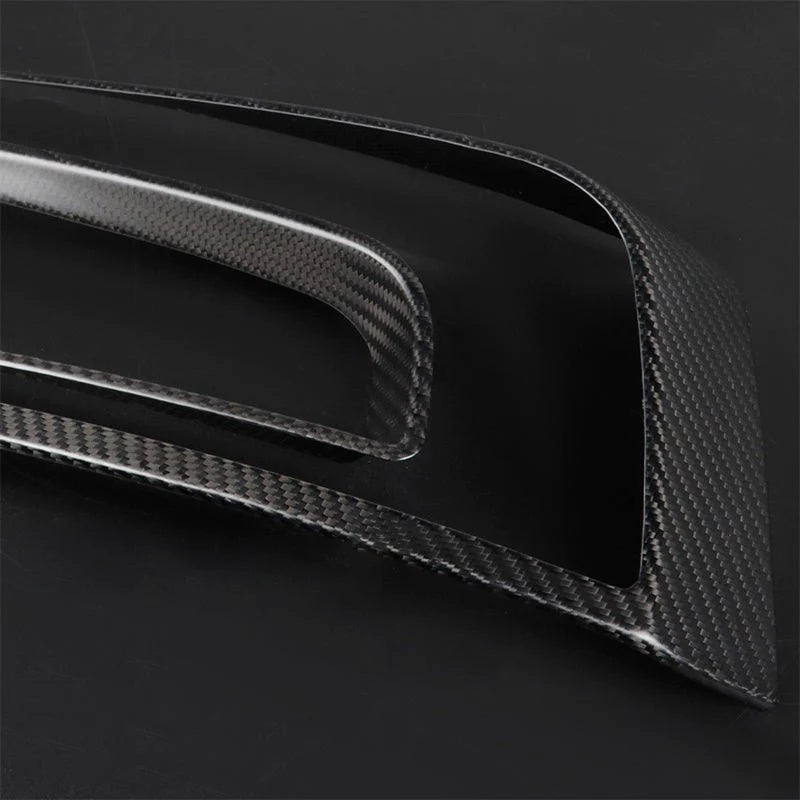 Real carbon fiber tail light frame for the Tesla Model 3 Highland (2 pcs)