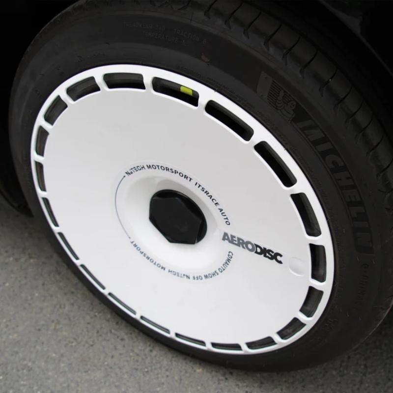 Wheel hub caps for Tesla Model 3/Y